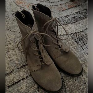 Steve Madden Boots sz 7.5